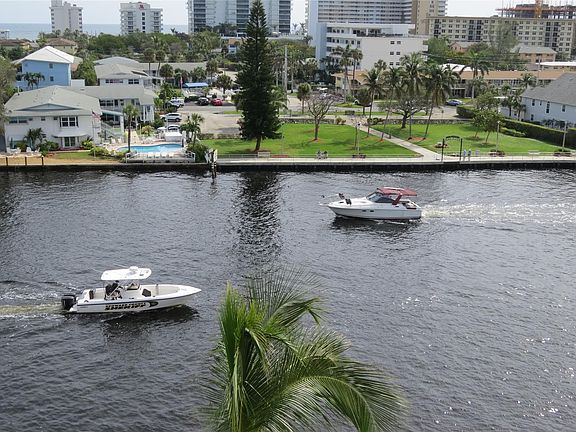 2nd image of 2880 NE 14th Street Causeway #602