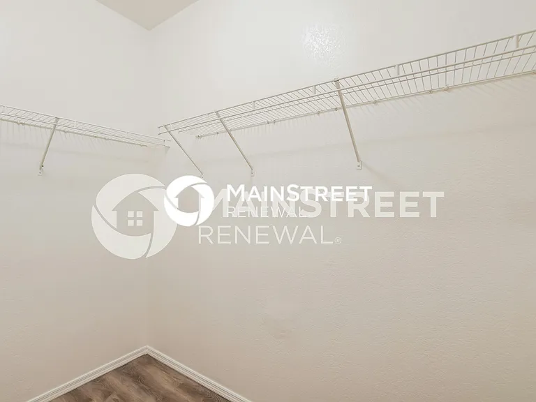 Walk In Closet