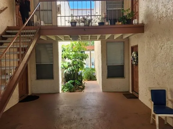 548 Orange Dr APT 24, Altamonte Springs, FL 32701