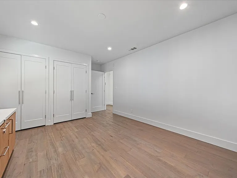 1455 S Castello Ave — Photo 21