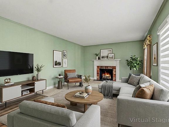 2nd image of 3704 Pembrook Pl