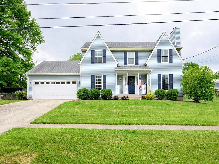 1802 Lakewood Dr — Photo 1