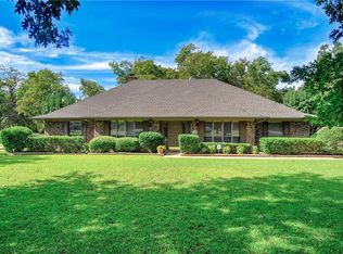 2206 Carriage Estates Rd, Sherman, TX 75092