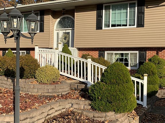2nd image of 14 Hilltop Dr