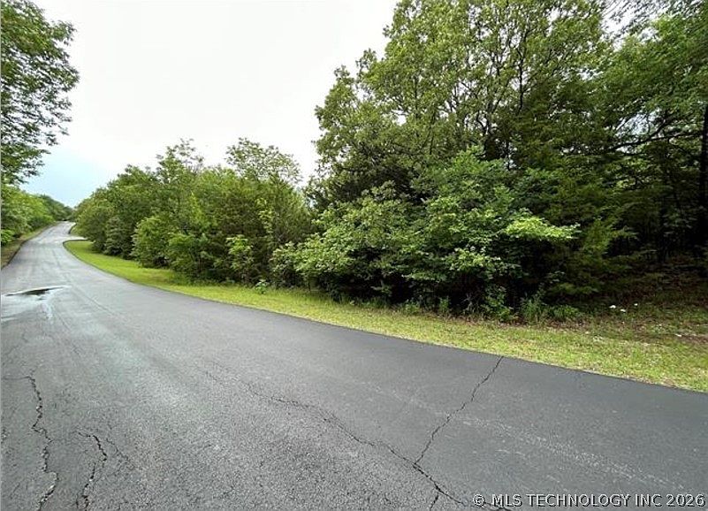1st image of 2550 W Hillcrest Dr