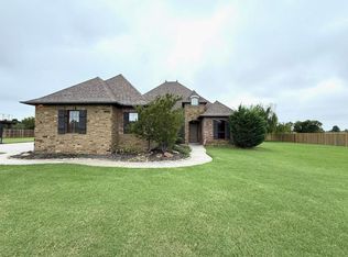 4901 Horizon Blvd, Yukon, OK 73099