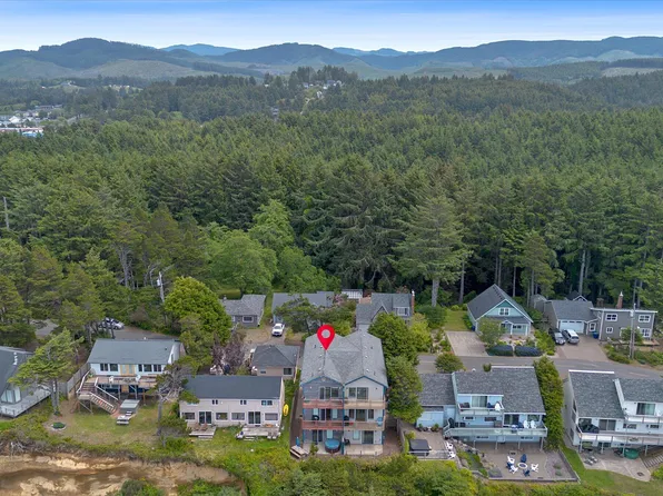 1933 SW Coast Ave, Lincoln City, OR 97367