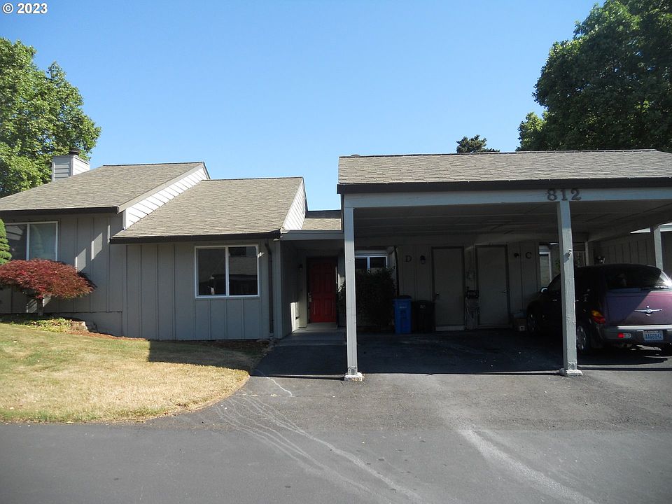 1st image of 812 NW 132nd St APT D