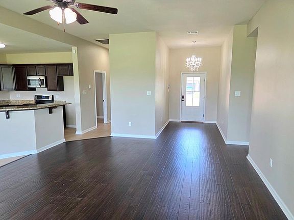3rd image of 20438 Kensington Row