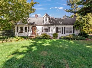 13510 Kinsman Rd, Burton, OH 44021