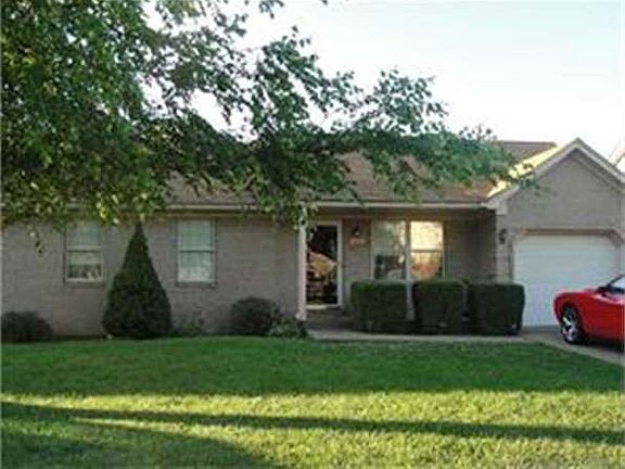 4th image of 718 Skyway Dr NW