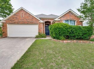 1004 Broken Spoke Dr, Little Elm, TX 75068