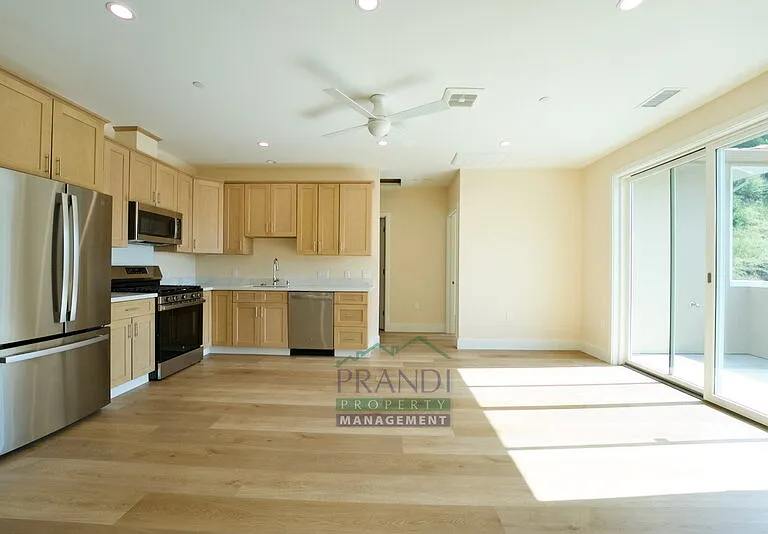 10 E Crescent Dr #B — Photo 3
