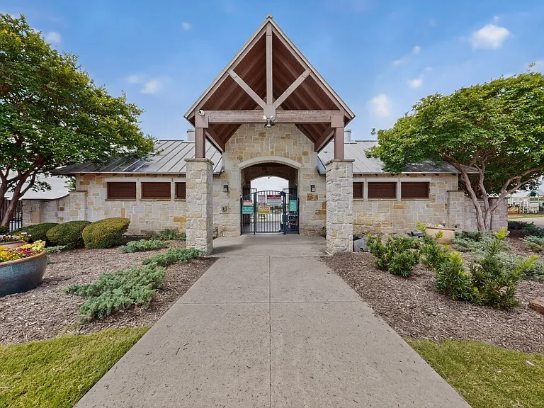 6086 Mojave Dr — Photo 43