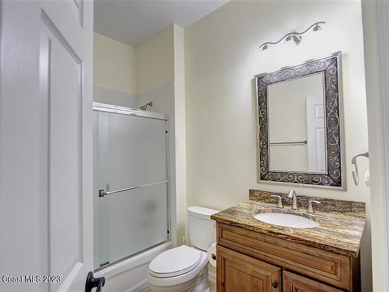 1648 Kestrel Ct — Photo 24