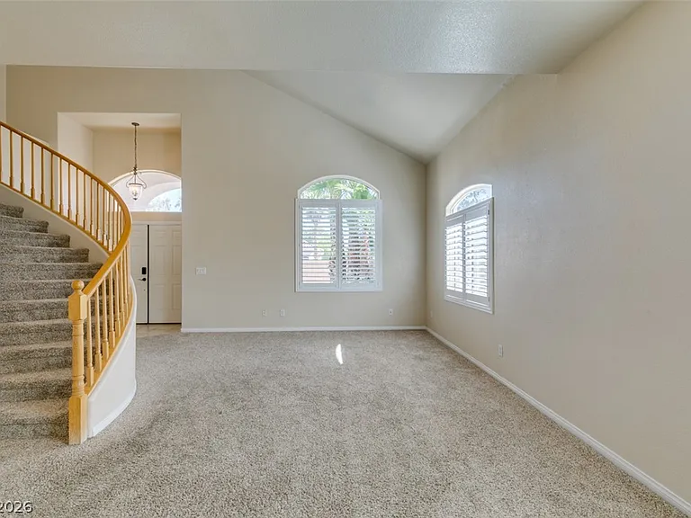 2598 Mizzoni Cir — Photo 2