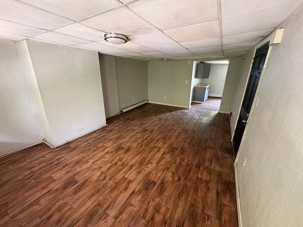 731 Burden Ave #2