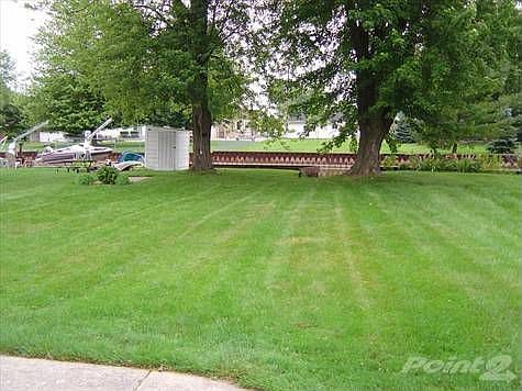 3rd image of 439 Walnut Dr