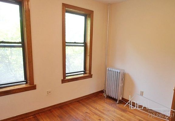 4th image of 407 W 14th St