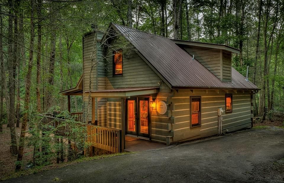 1st image of 70 Stanley Creek Rd