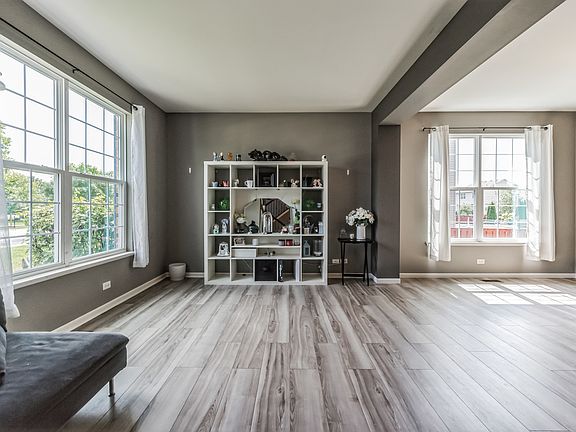 5th image of 2349 Monarchos Ln