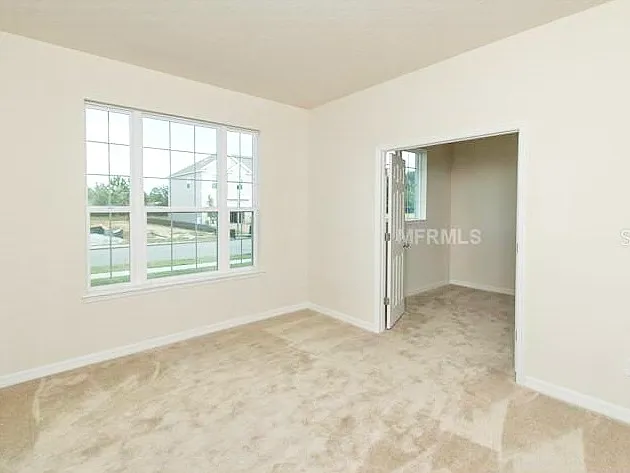 2103 Candlenut Cir — Photo 3
