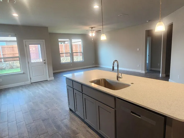 1029 Kirkham Way — Photo 31