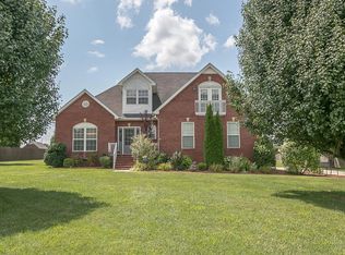109 Hunters Ridge Dr, Tullahoma, TN 37388