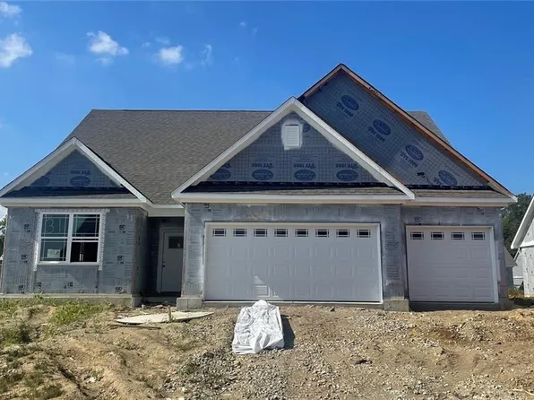 4808 W Jamestown Trce, New Palestine, IN 46163