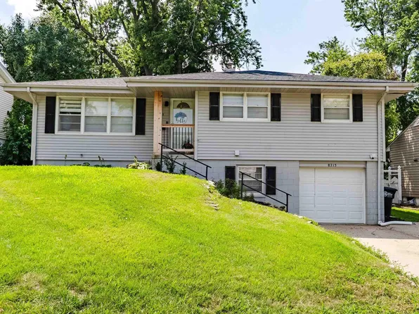 8215 Franklin St, Omaha, NE 68114