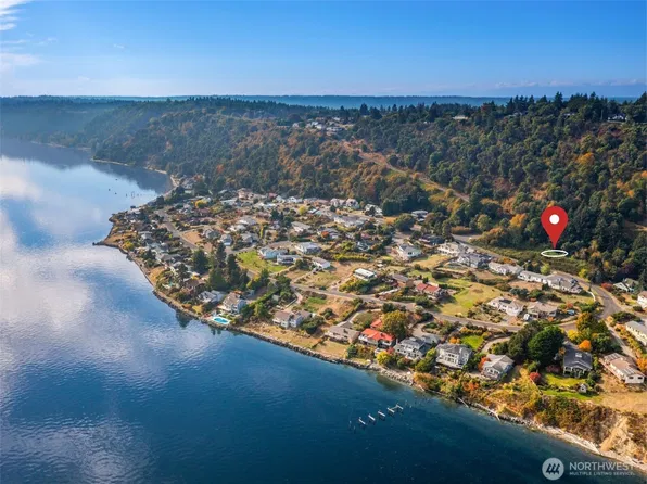 25724 Gold Beach Drive SW, Vashon, WA 98070