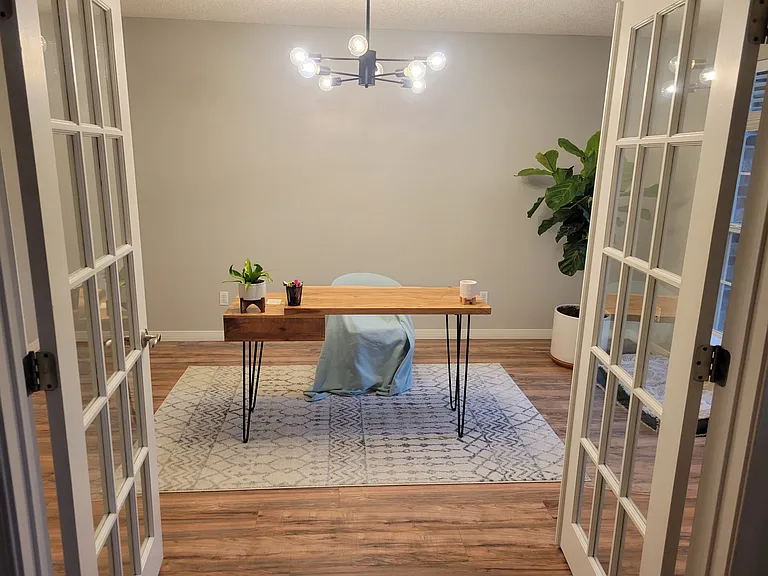 1249 Mazurek Blvd — Photo 3