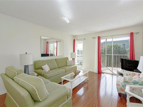 4th image of 4904 38th Way S APT 413