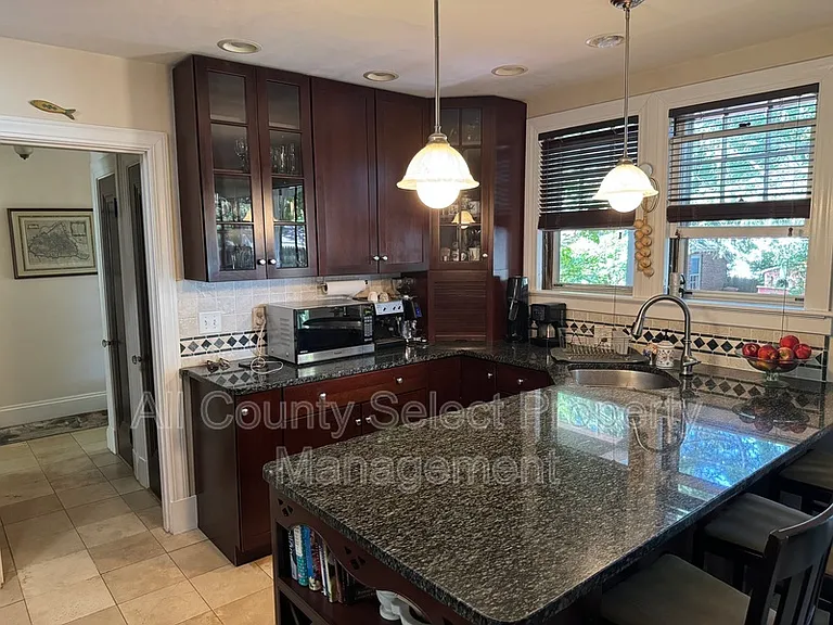38 Baker Ave — Photo 32