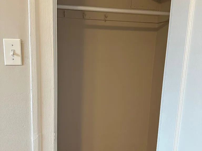 1637 W Estes Ave #2A — Photo 9