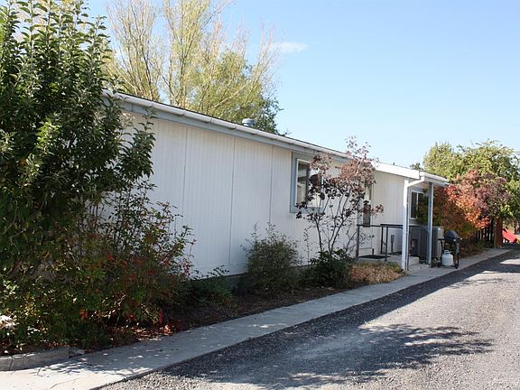 2nd image of 11153 NW Sunny Ln