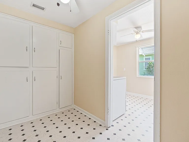 608 Missouri Ave — Photo 20