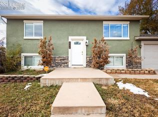 2196 Flintwood Dr, Colorado Springs, CO 80910