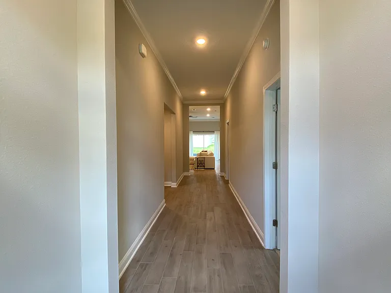 65 Zancara St — Photo 2
