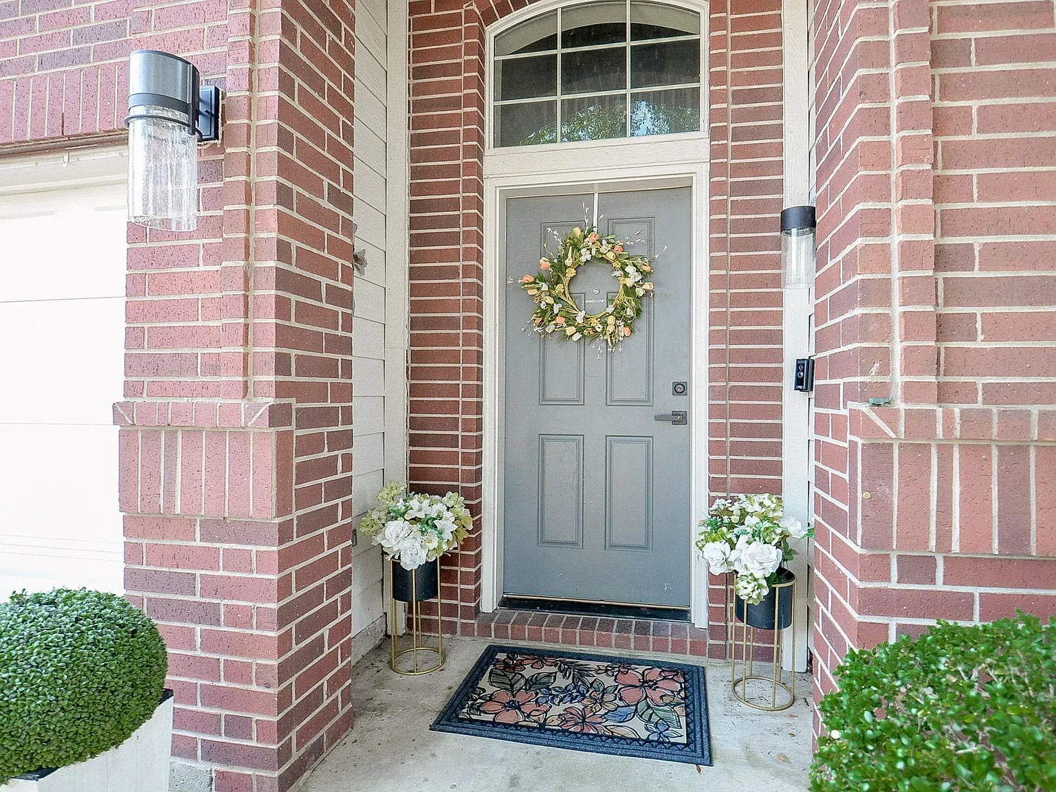6 bed, 4.0 bath, 3729 sqft, $3,200 — Photo 4