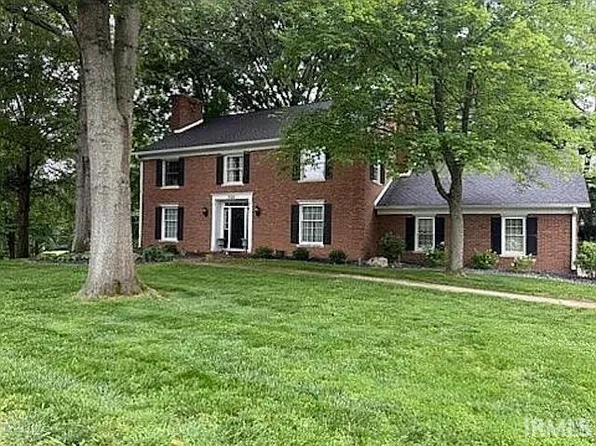 7022 Shamrock Cir, Newburgh, IN 47630