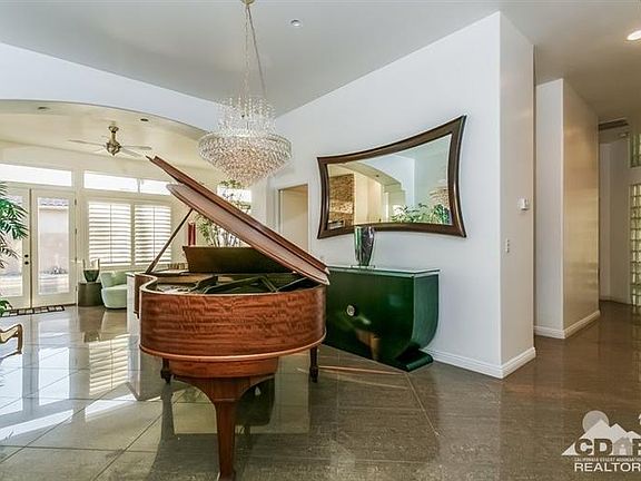 5th image of 50905 Paloma Ct