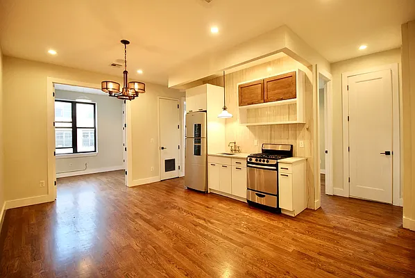 Rented by Hagstrom Management Inc | media 1