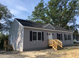 52 Pine Hill Rd, Berwick, ME 03901