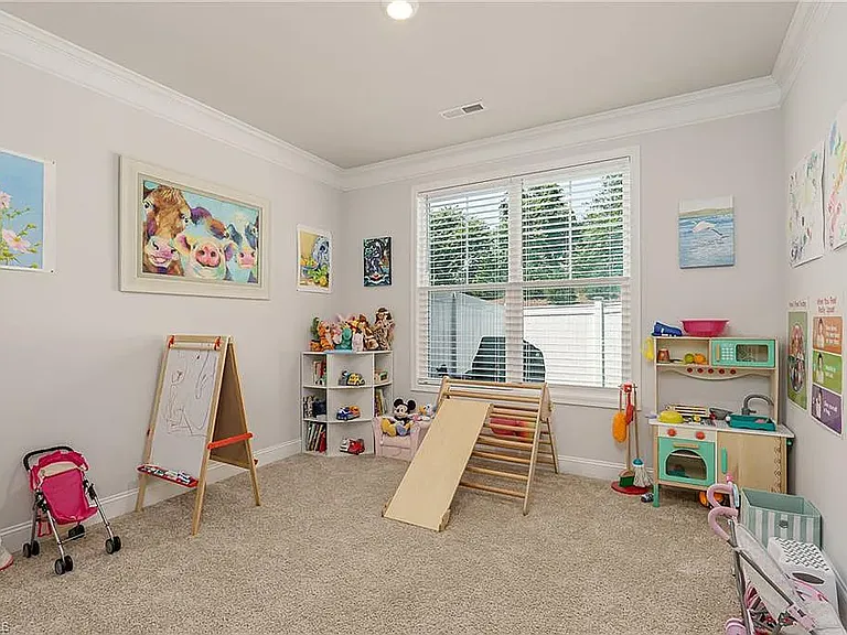 1000 Henson Park Dr — Photo 10