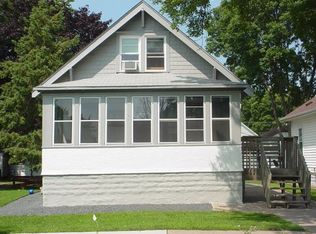 895 Palace Ave, Saint Paul, MN 55102