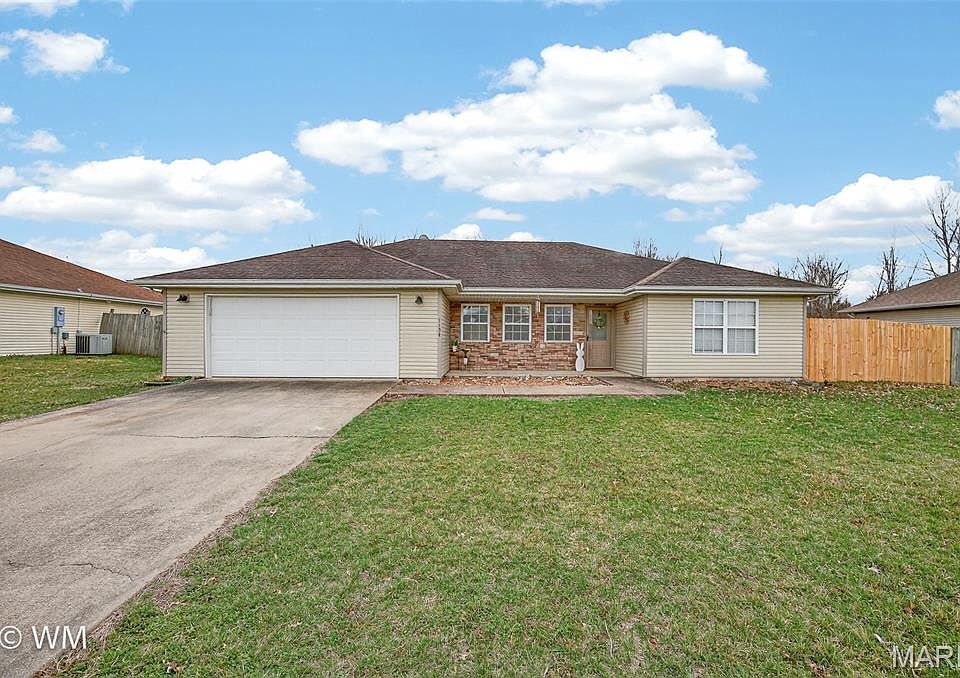 1st image of 1134 Applelane Dr