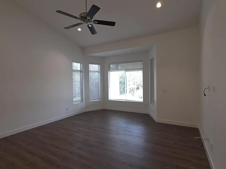 15026 N 54th Pl — Photo 8