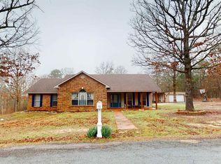 72 Three Oak Rd, Texarkana, AR 71854