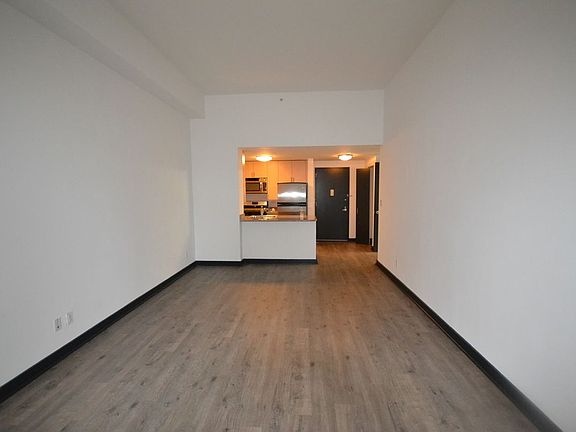3rd image of 8915 Parsons Blvd APT 2C